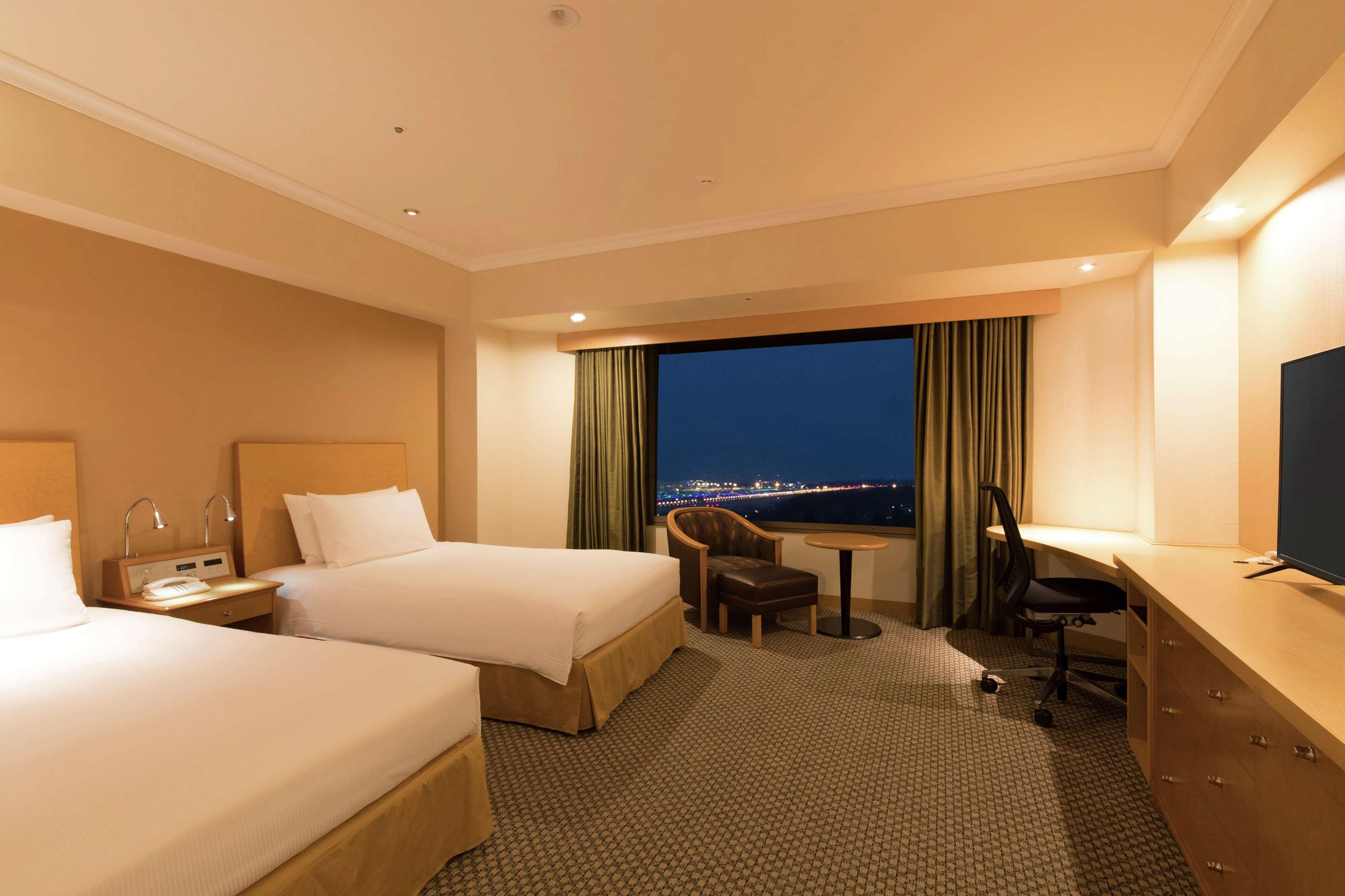 Hilton Tokyo Narita Airport Hotel Bagian luar foto